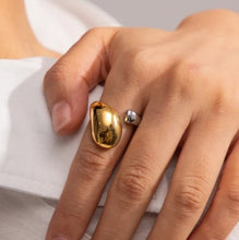 Load image into Gallery viewer, Nìaomi Ring
