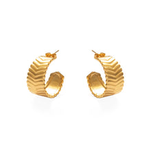 Load image into Gallery viewer, Gìveen Hoop Earrings
