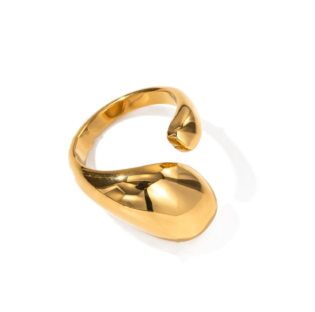 Nìaomi Ring