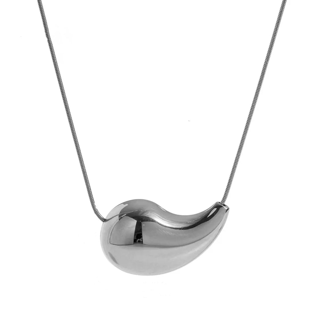 Dìora Necklace