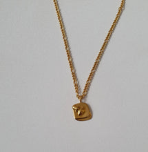 Load image into Gallery viewer, Face Necklace

