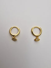 Load image into Gallery viewer, Cìa Huggie Earrings

