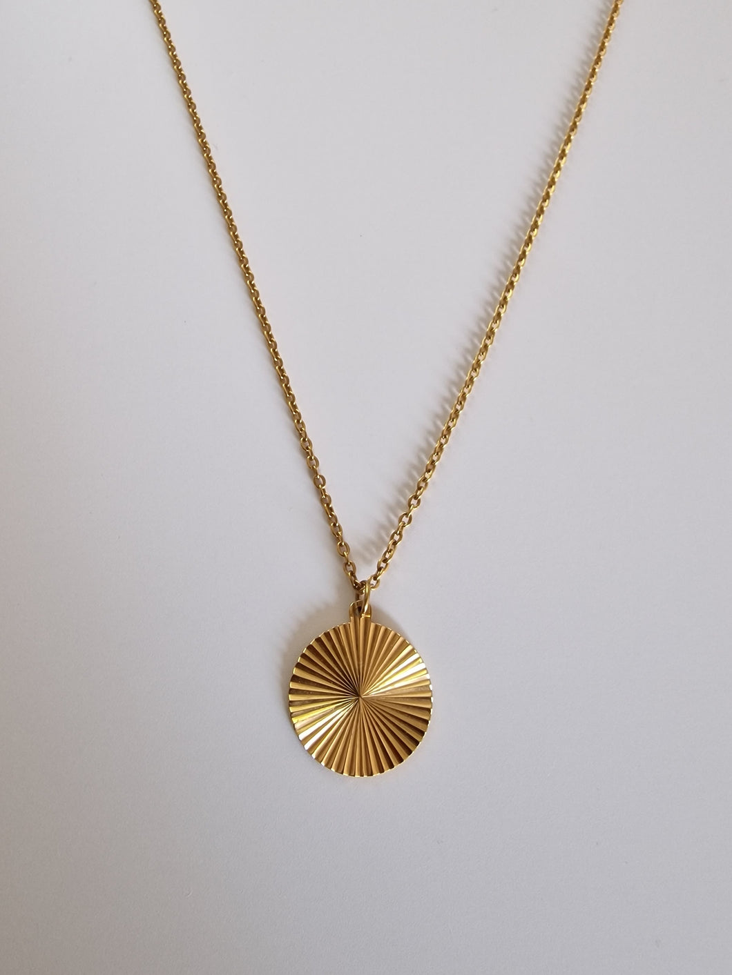 Lìvy Necklace