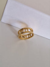 Load image into Gallery viewer, Zìena Numeral Ring
