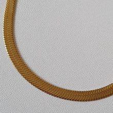 Load image into Gallery viewer, Snake chain
